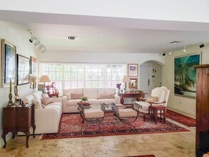 1600 Nocatee Dr in Miami, FL - Building Photo - Building Photo