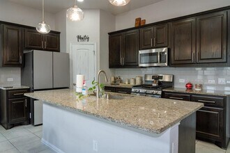 12904 Stanford Dr in Austin, TX - Building Photo - Building Photo