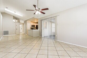 103 Montclair Way in Kissimmee, FL - Building Photo - Building Photo
