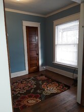 630 E 6th St, Unit 2nd flr in Erie, PA - Foto de edificio - Building Photo