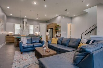 2239 Lovedale Ave in Dallas, TX - Building Photo - Building Photo