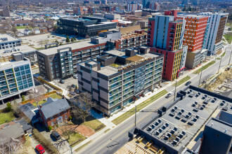 Sage Platinum in Waterloo, ON - Building Photo - Building Photo