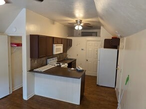 119 Broadway, Unit 2 in Hanover, PA - Building Photo - Building Photo