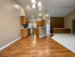 6780 Edgefield St in Portage, MI - Building Photo - Building Photo