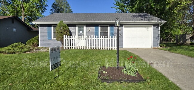 2801 Sandarac Ln in Fort Wayne, IN - Building Photo - Building Photo