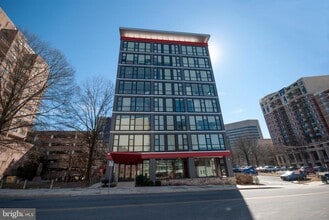 1320 Fenwick Ln in Silver Spring, MD - Building Photo - Building Photo