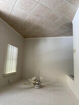 135 Cambridge F in West Palm Beach, FL - Building Photo