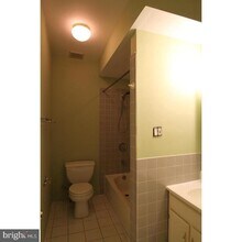 1309 S Warnock St in Philadelphia, PA - Building Photo - Building Photo
