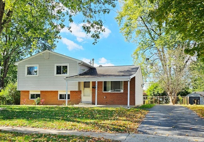 property at 3525 Cadell Rd