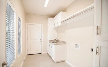 5439 Barbwire Ln in Brownsville, TX - Building Photo - Building Photo