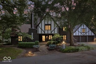 6470 Around the Hills Rd in Indianapolis, IN - Building Photo