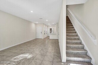 7625 Legacy Trl in Jacksonville, FL - Building Photo - Building Photo