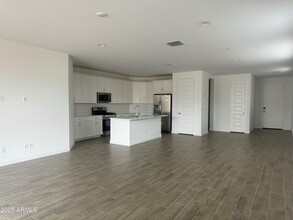 2890 E Frontiersman Ln in San Tan Valley, AZ - Building Photo - Building Photo