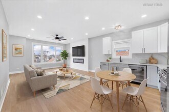 4942 W Belden Ave in Chicago, IL - Building Photo - Building Photo