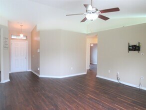 2172 Las Vegas Trail in Navarre, FL - Building Photo - Building Photo