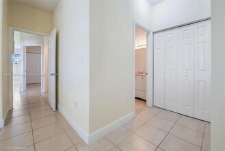 1941 NW 96th Terrace in Pembroke Pines, FL - Building Photo - Building Photo