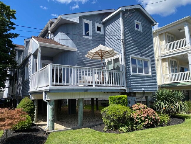 property at 9417 Winchester Ave