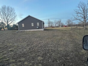 3807 New Hope Rd in Fordland, MO - Foto de edificio - Building Photo