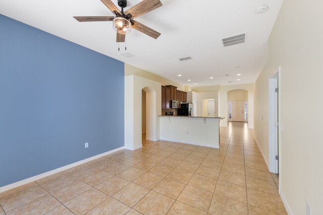 2831 Whistlewood Dr in Orlando, FL - Building Photo - Building Photo