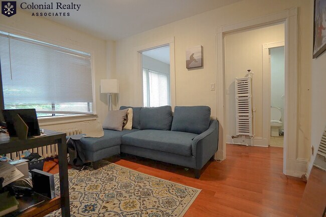 230 Walnut St in Newton, MA - Foto de edificio - Building Photo