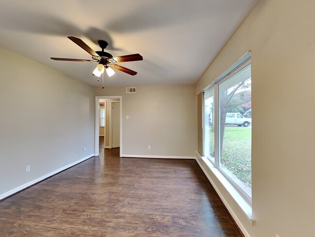 307 Hillcrest Ave in Richardson, TX - Building Photo - Building Photo