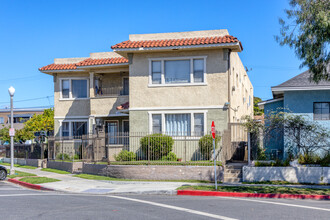 1210 Chestnut Ave in Long Beach, CA - Building Photo - Building Photo