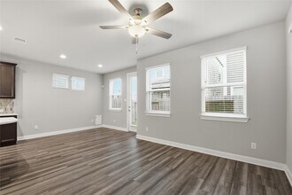 4106 Split Ivy Dr in Houston, TX - Building Photo - Building Photo