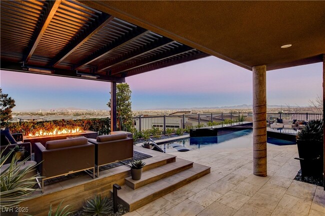 6300 Clovis Point St in Las Vegas, NV - Building Photo - Building Photo