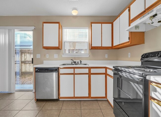 property at 1022 Rockport Dr