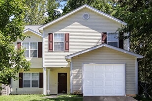 906 Valley Ridge Rd in Charlotte, NC - Building Photo