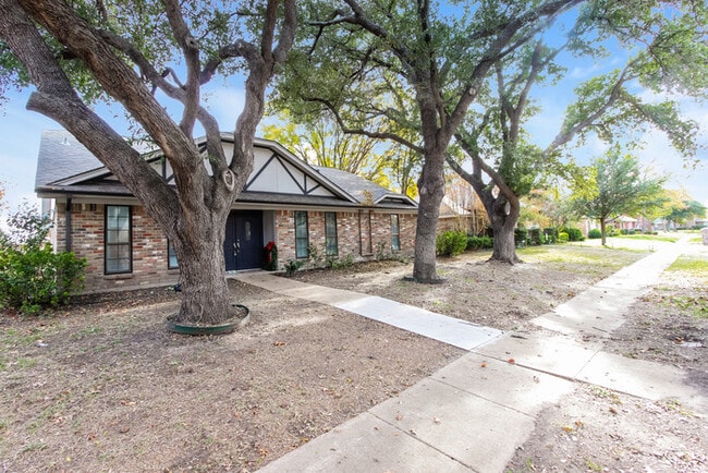 510 Ridgegate Dr in Garland, TX - Building Photo - Building Photo