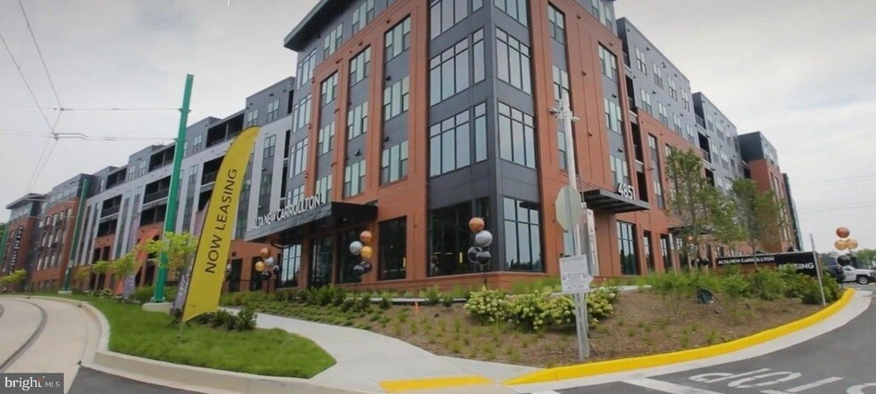 4851 Ellin Rd, Unit 137 in Hyattsville, MD - Building Photo