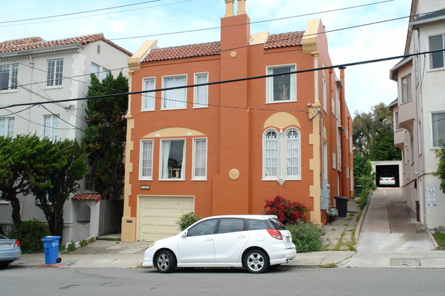 2511 Virginia St in Berkeley, CA - Foto de edificio - Building Photo