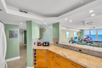 3000 S Ocean Blvd in Boca Raton, FL - Building Photo - Building Photo