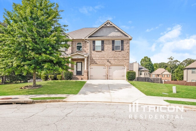 property at 312 Tate's Ct SE