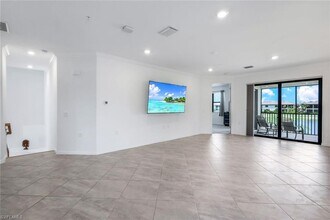 2375 Montserrat Ln in Naples, FL - Building Photo - Building Photo
