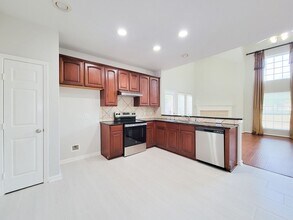 7243 Crimson Sky Dr in Houston, TX - Building Photo - Building Photo