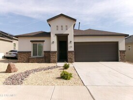 748 C. Escondida in Sunland Park, NM - Building Photo
