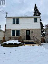 145 Brantdale Ave in Hamilton, ON - Building Photo