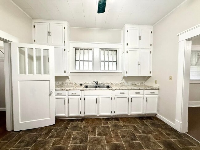 1501 N Washington St in Ardmore, OK - Building Photo - Building Photo