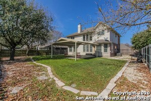 551 Walnut Heights Blvd in New Braunfels, TX - Foto de edificio - Building Photo