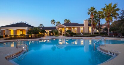 Lakes at North Port Apartments in North Port, FL - Building Photo - Building Photo