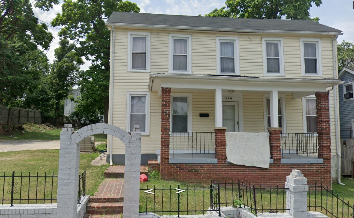 524 69th Pl in Capitol Heights, MD - Building Photo