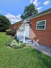 1707 Scott Dr in Louisville, TN - Building Photo - Building Photo