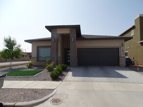 14912 Tim Hardaway in El Paso, TX - Building Photo - Building Photo