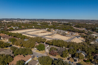 Rosemont Heights in San Antonio, TX - Building Photo - Building Photo