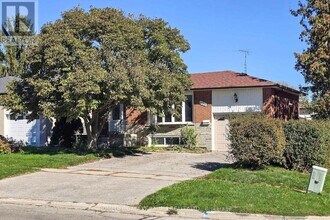 629 Park Rd N in Oshawa, ON - Building Photo - Building Photo