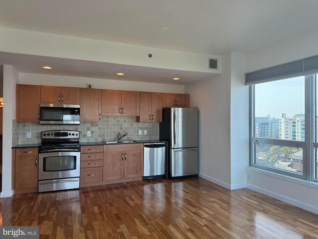 property at 901 N Penn St