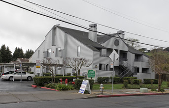 Grand Mere Gardens in Napa, CA - Building Photo - Building Photo