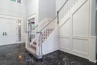 24790 SW Big Fir Rd in West Linn, OR - Building Photo - Building Photo